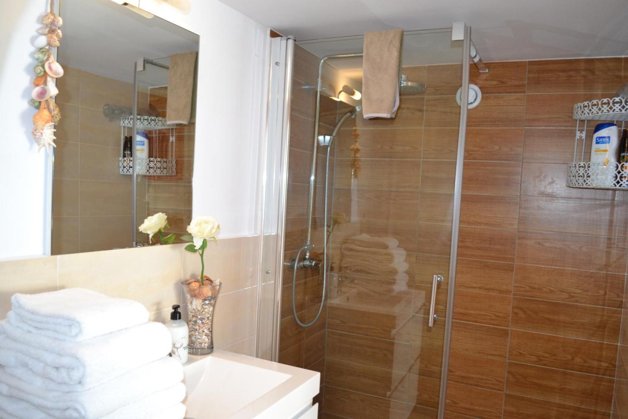 Les Hirondelles 2Km De La Plage-Jardin-Wifi-Parking-Draps Et Serviettes 昂代 外观 照片